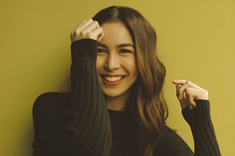 Kumpisal ni Julia sa pagiging ahas, late na?!