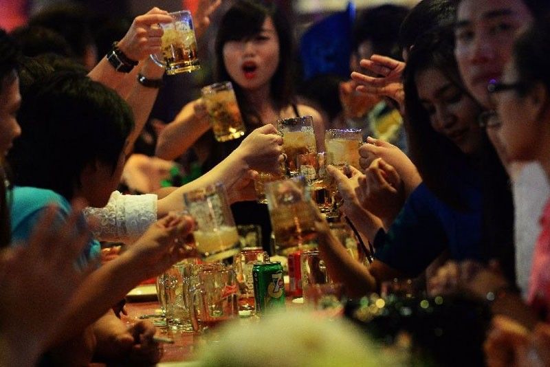 Survey: More than half of Pinoy adults are binge drinkers