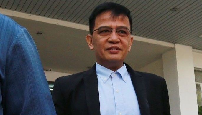 Digong &lsquo;di sisibakin si Faeldon