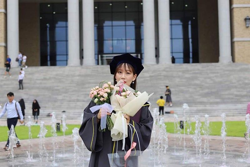 âMabuhay kaâ: Korean proudly graduates with degree in FilipinoÂ 