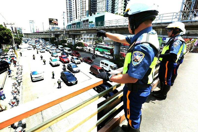 Emergency traffic powers for Duterte eyed anew