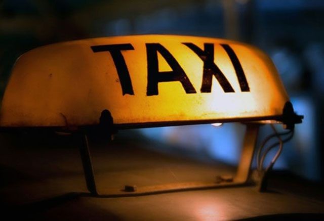 Taxi nawalan ng preno: 10 katao inararo