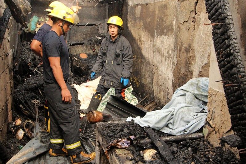 Two kids, woman die in Manila fire