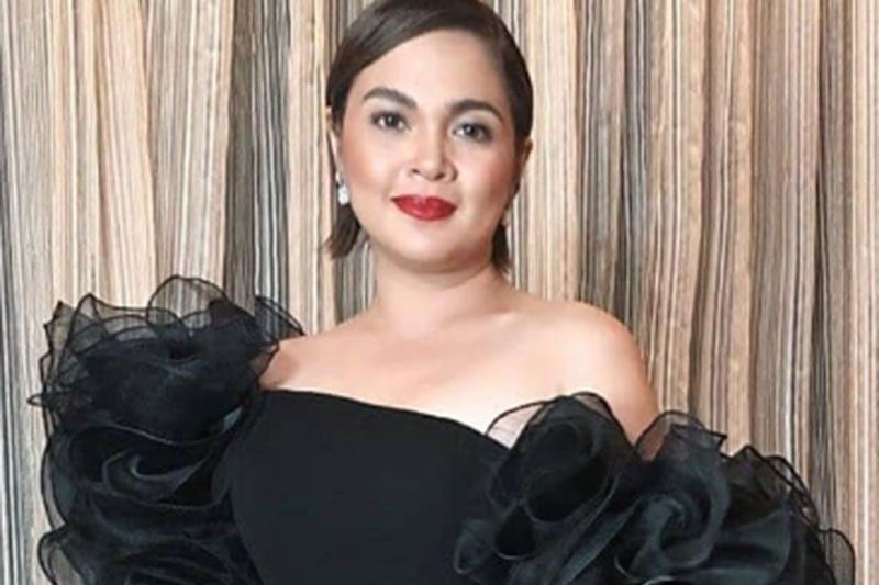 Juday ipasusubasta ang dalawang ball gown