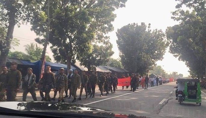 Misuari followers turn over guns brought to peace assembly without authorization