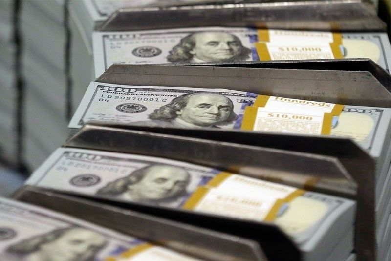 Hot money outflow breaches $1-billion mark