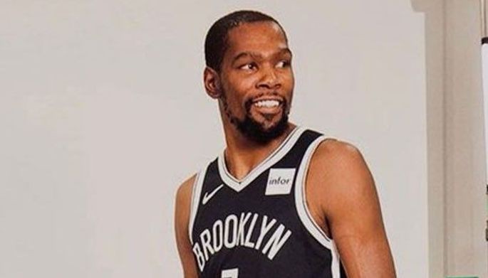 Durant, Irving pinasabik ang mga fans ng Nets