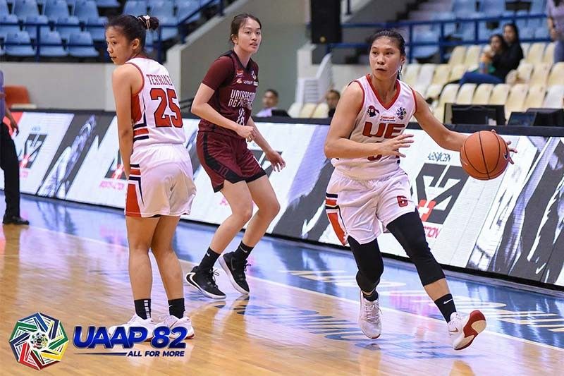 Lady Warriors keep Lady Maroons winless