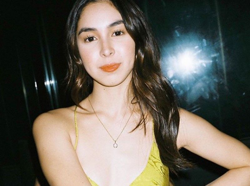 Certified vlogger na Julia pinagkakakitaan na rin ang bashers!