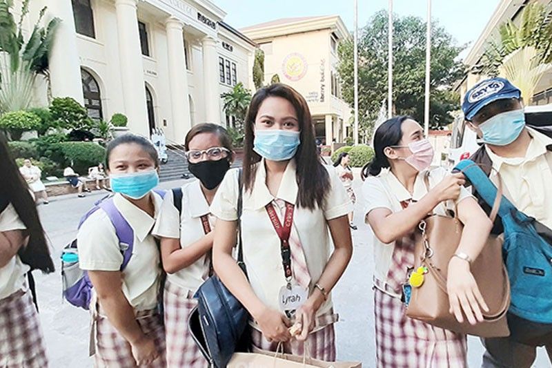 Public urged to wear protective MASK: Haze still in Cebu