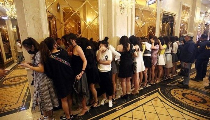 91 Chinese, 4 Pinays rescued in Makati bar raid