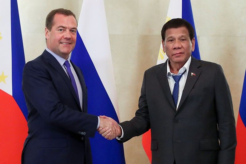 Medvedev welcomes Duterte to â��bigger, betterâ�� white house