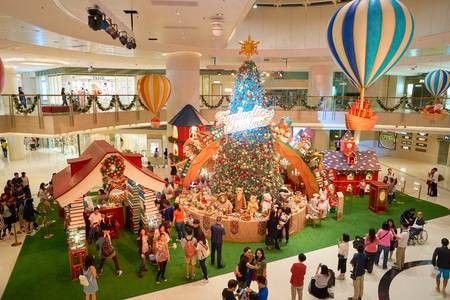 LIST: 6 reasons why malls remain a go-to place for Pinoys during holidays