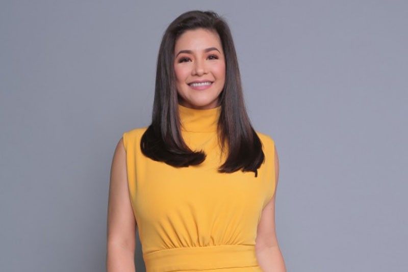 Regine Velasquez reaches over 100k subscribers after promising to give away designer shoes