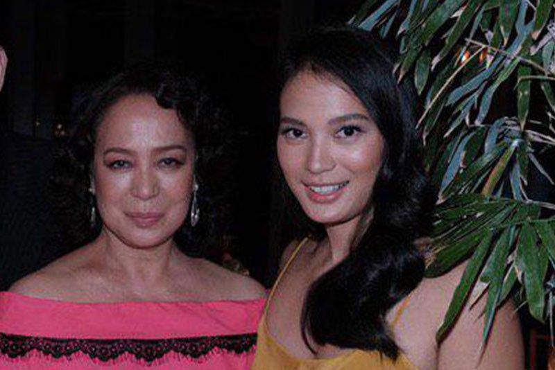 Gloria Diaz practices pageant questions on daughters