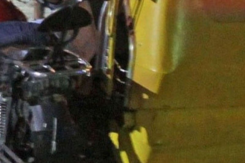 Totoy hulog sa trike, tepok
