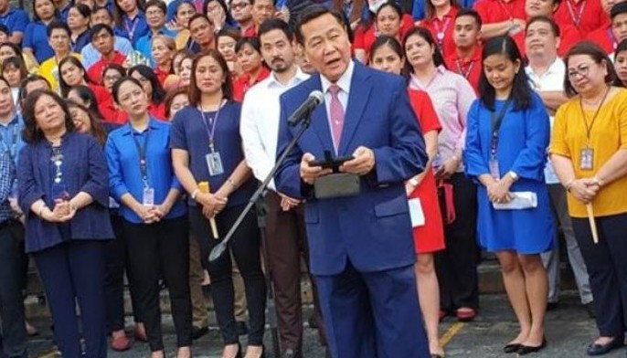 Carpio 'happy and sad' as he bids SC farewell