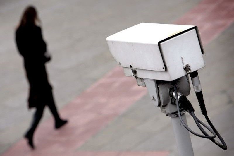 Mga CCTV footages sa tulis sa mall gitigom