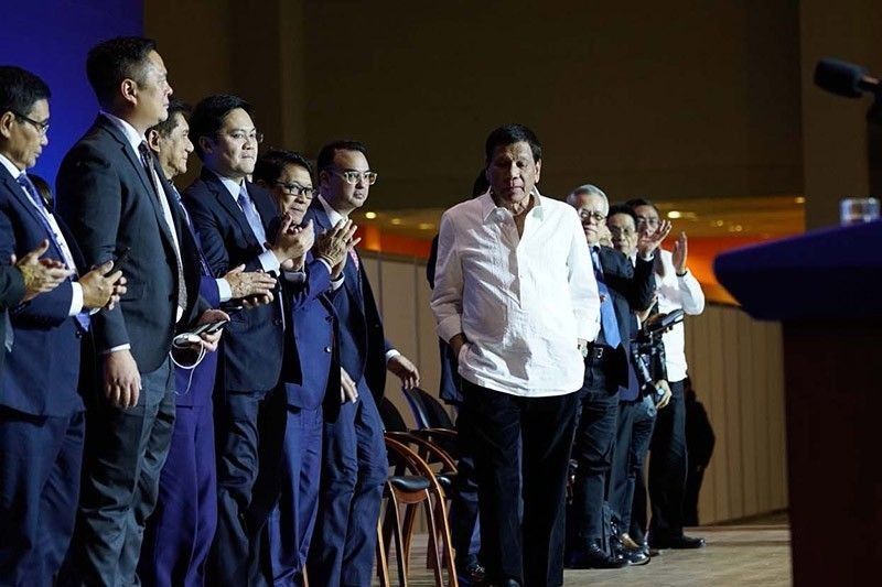 Spinal pain ni Duterte, â��muscle spasmâ�� lang