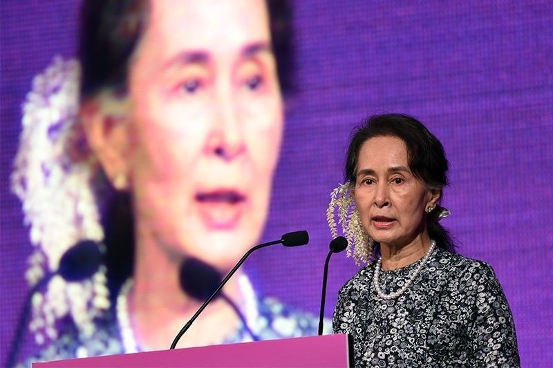 Suu Kyi scolds world for lacking focus on Rakhine 'terrorists'