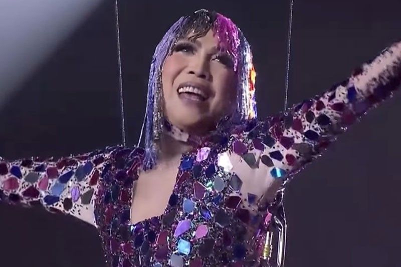 Vice Ganda officially admits relationship with Ion Perez; wins Magpasikat 2019