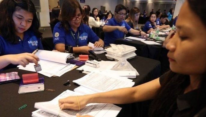 &lsquo;Half day&rsquo; ang gobiyerno karon