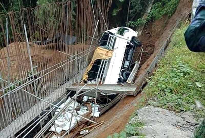 Truck falls into Apayao ravine; 19 dead, 22 hurt