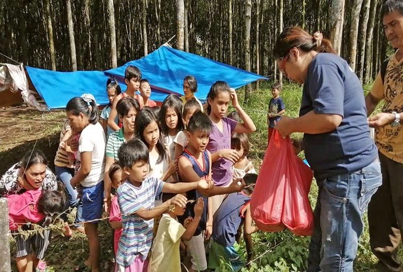 Quake-hit villages cry for food, water