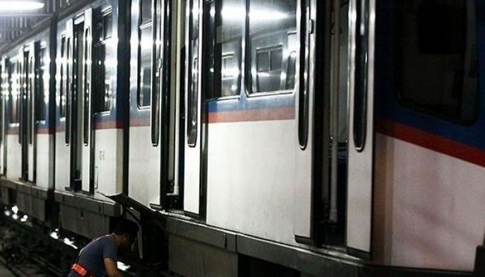 Tren ng MRT-3 umusok 530 pasahero ang pinababa