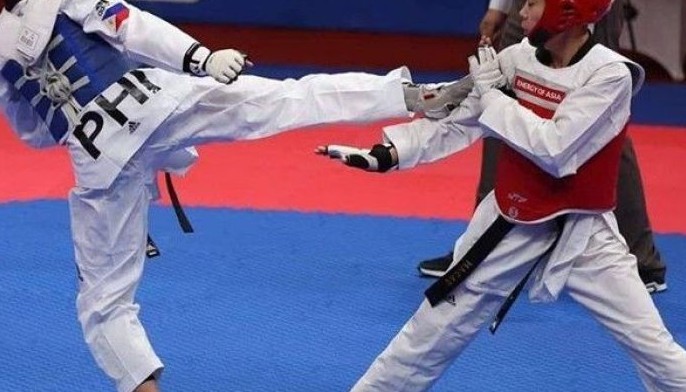 2,000 jins show wares in Inter-School Taekwondo