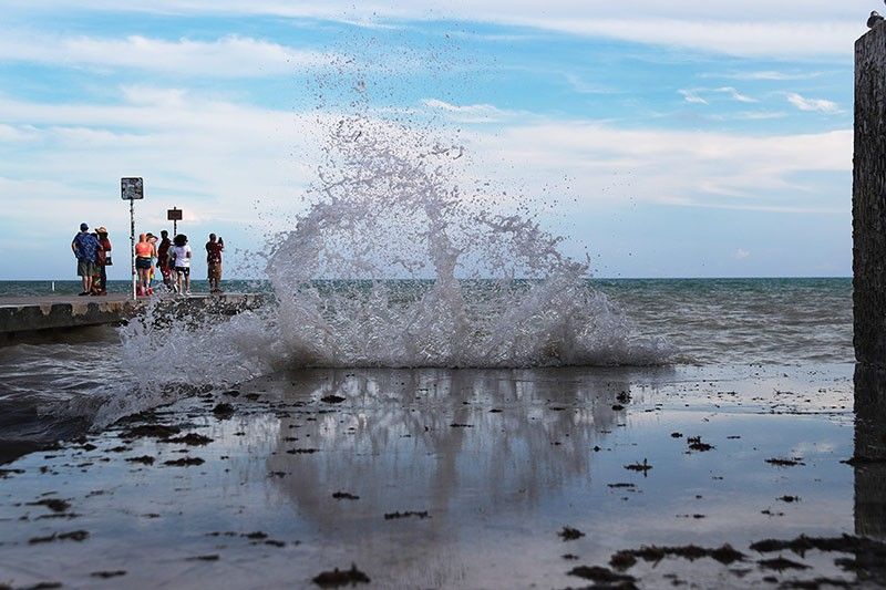 Seas to rise dramatically even if greenhouse gases are curbed