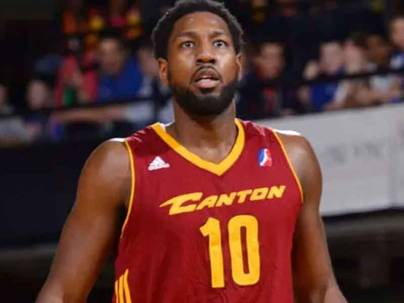 Beermen tap John Holland to replace import Dez Wells