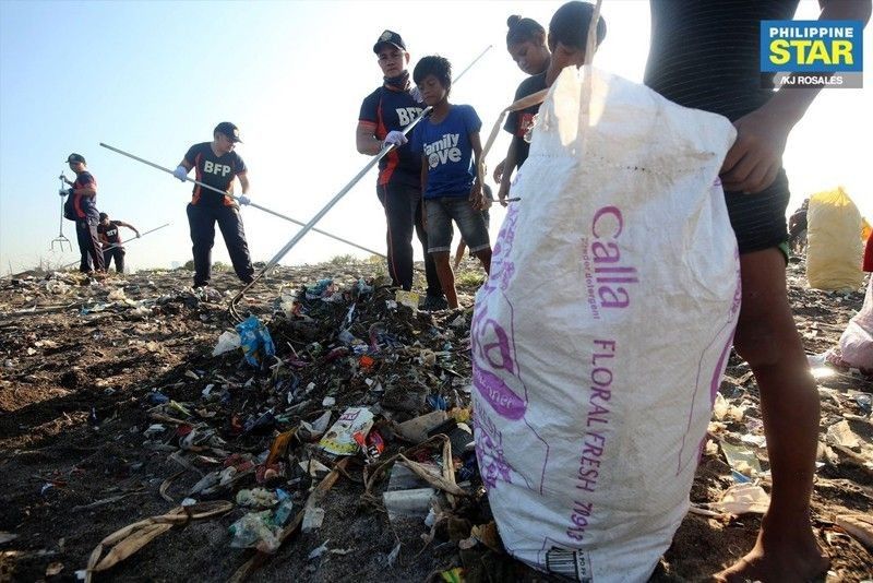 Fishers question Manila Bay reclamation projects before DENR