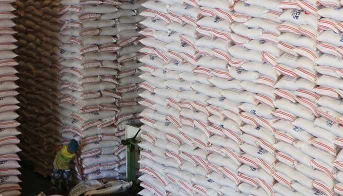 Philippines beats China as world&rsquo;s biggest rice importer