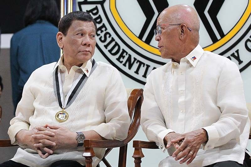 Palace: Duterte will consider Lorenzanaâ��s comment vs extending Mindanao martial law
