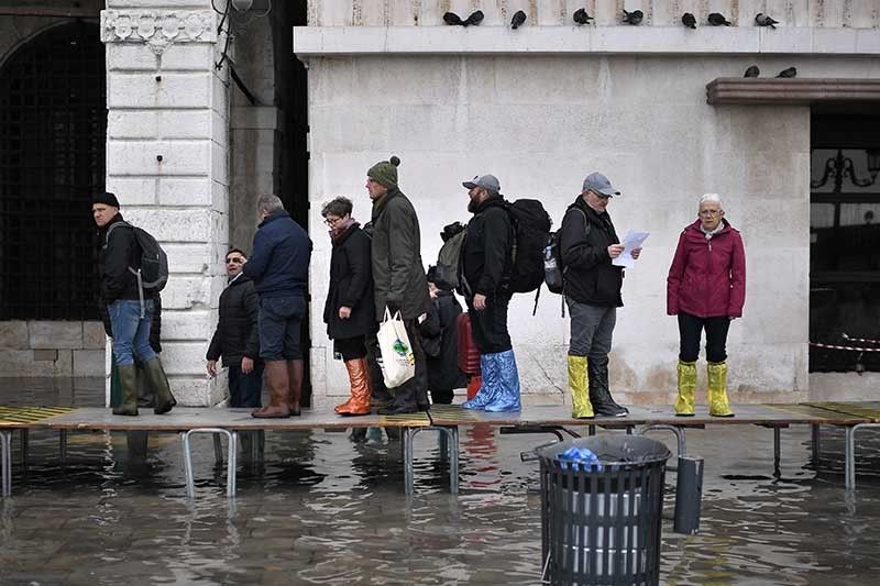 Climate change, corruption blamed for Venice flood devastation
