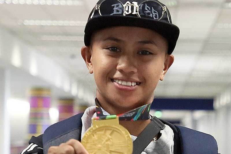 Didal, skateboard pals aiming for 8 golds