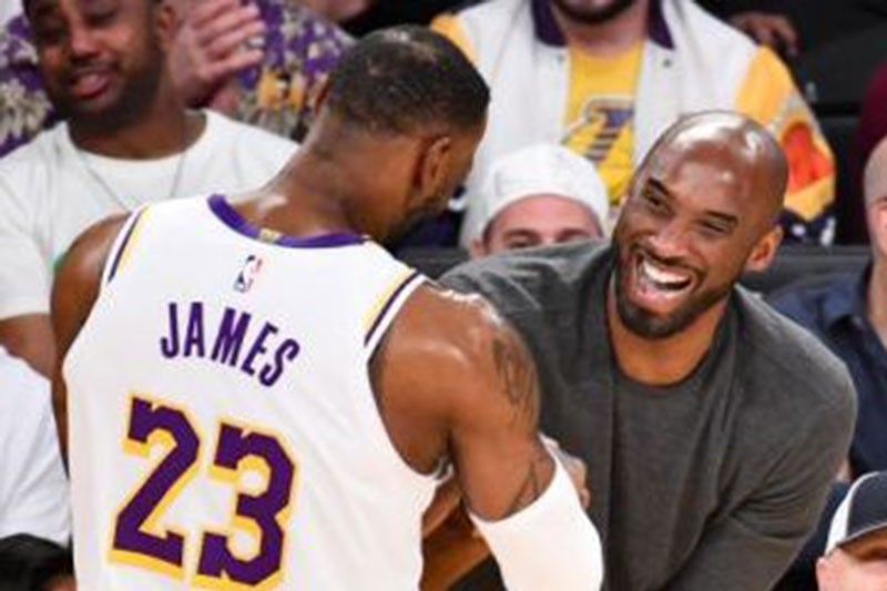 LeBron, Kobe nagkita