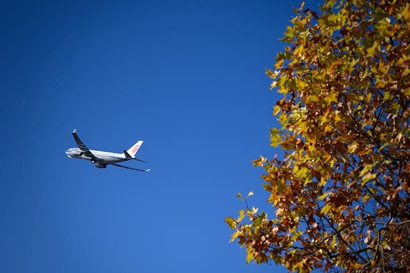 Airlines' fuel practices feed doubts over climate commitment