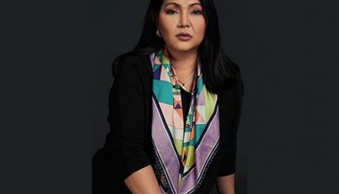 2 Regal movie gagawing serye