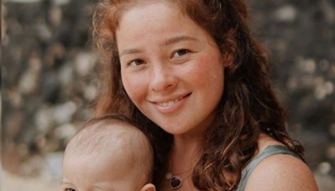 Andi kuntento na sa pag-aalaga ng anak sa isla