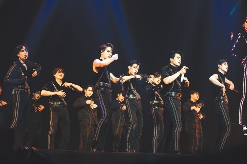 GOT7 gives a round of delight in  âKEEP SPINNINGâ in Manila