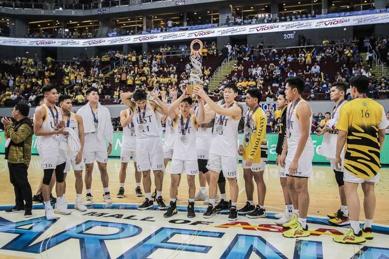 UST Growling Tigers: A season of hope and the horizonâ��s silver lining