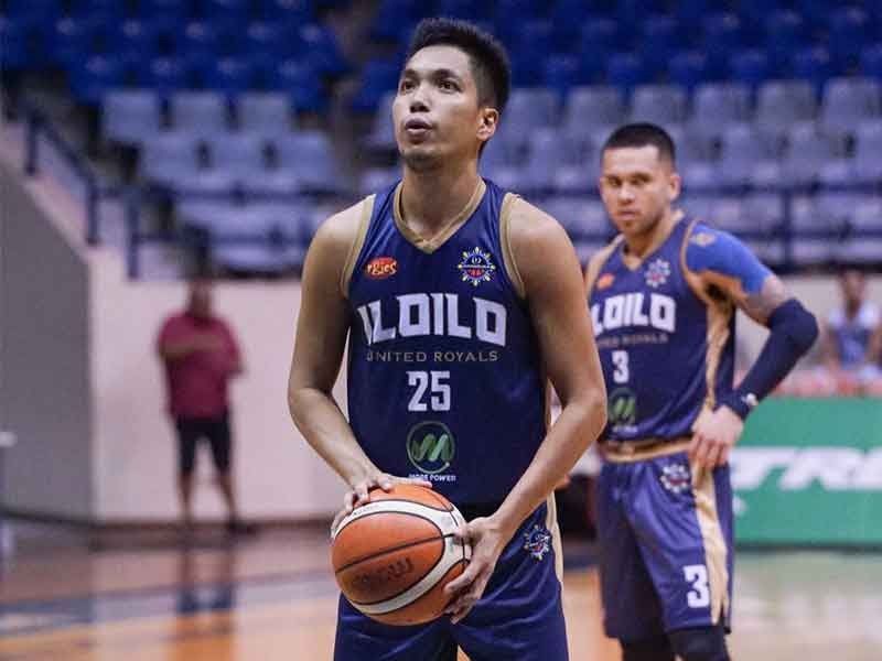 Ex-FEU Tam Alfrancis Tamsi relishing leader role with MPBL's Iloilo United Royals