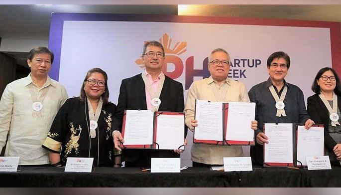 Philippine startup weekends with signing of IRR