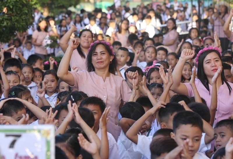 Class suspension up to local execs â�� DepEd