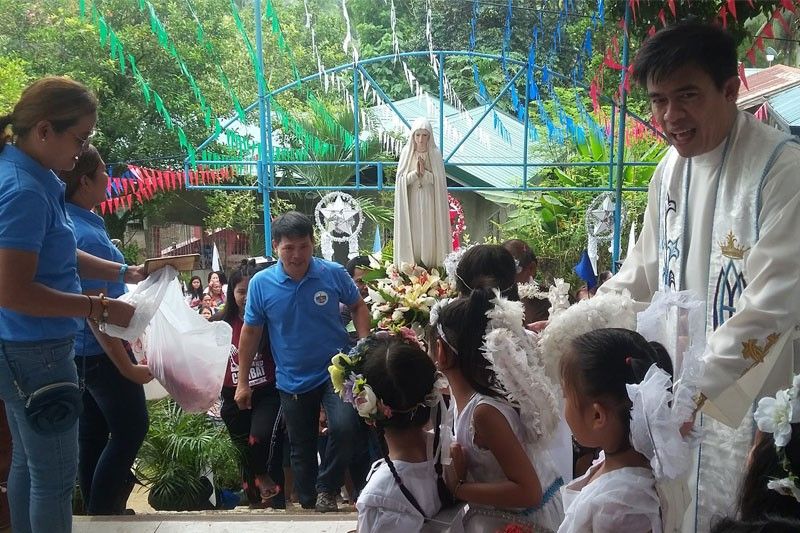 Centennial Pilgrim Image sa Birhen gidala sa Minglanilla