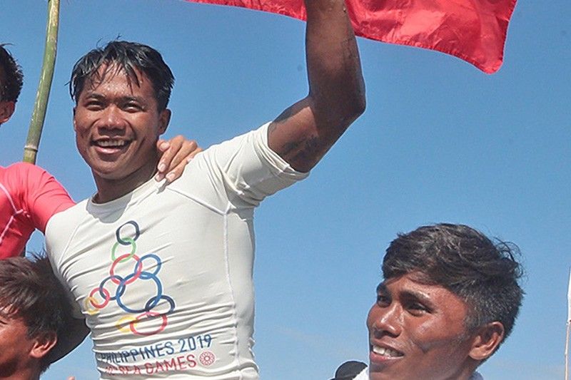 Flag bearer si Casugay sa SEAG closing