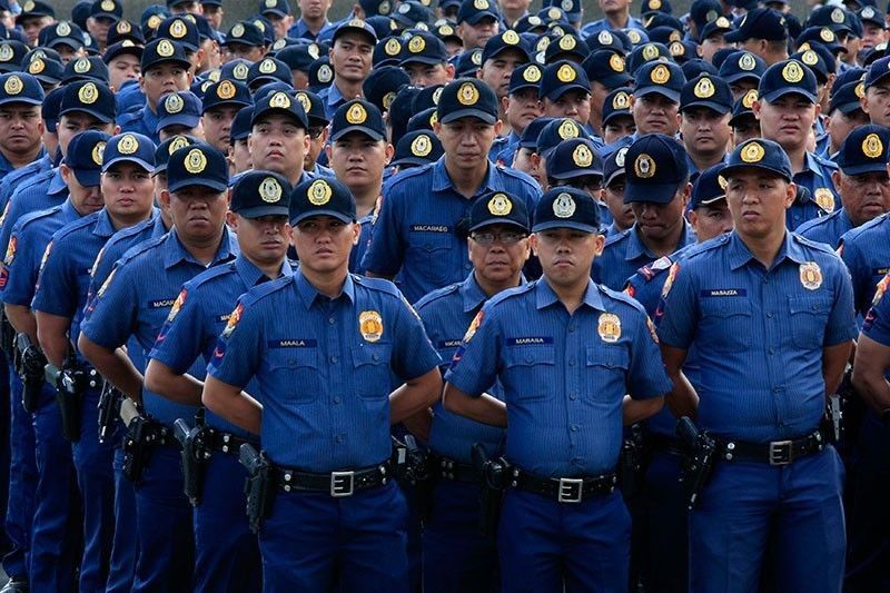 59000 pulis ikakalat sa Christmas holiday