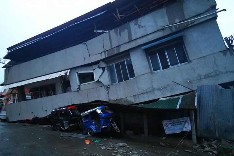 Davao del Sur nilindol ng 6.9 magnitude: 4 patay